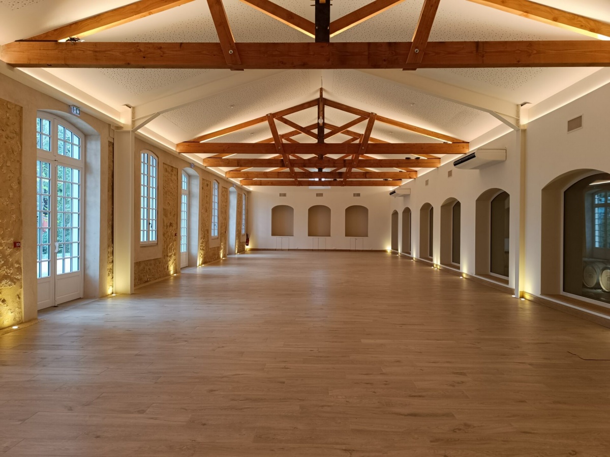 Am�nagement d'un espace Oenotouristique et logements agricoles - MARGAUX CANTENAC : image_projet_mini_113386