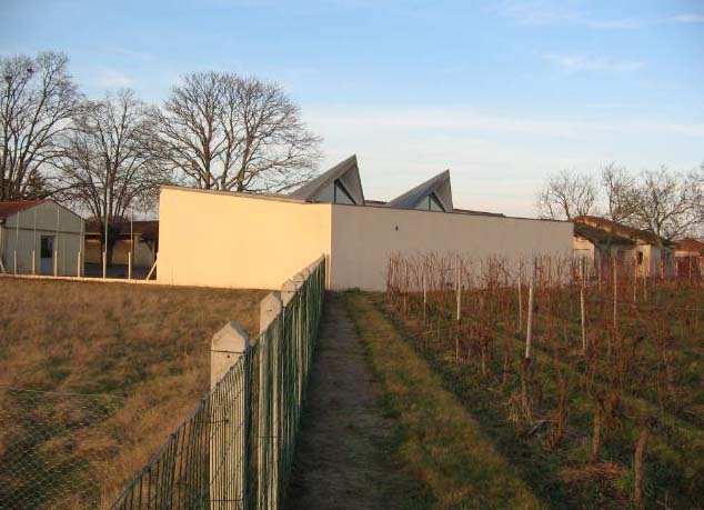 Bibliothque scolaire et salle informatique : cubnezais facade sud ouest