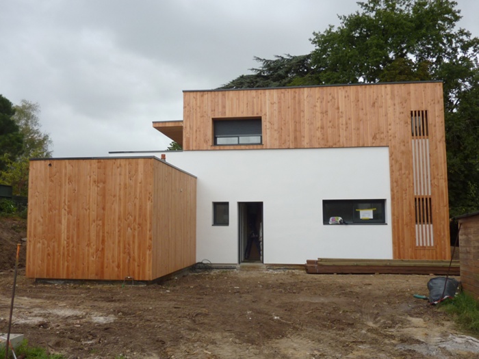 Maison contemporaine basse consommation : Vue entre