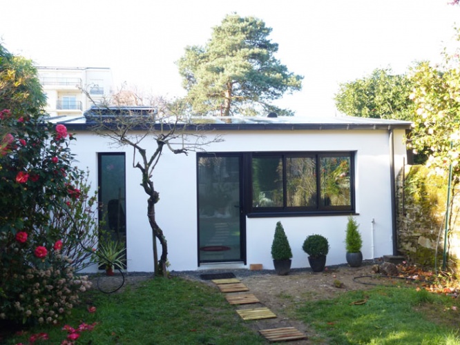 Atelier au fond du jardin